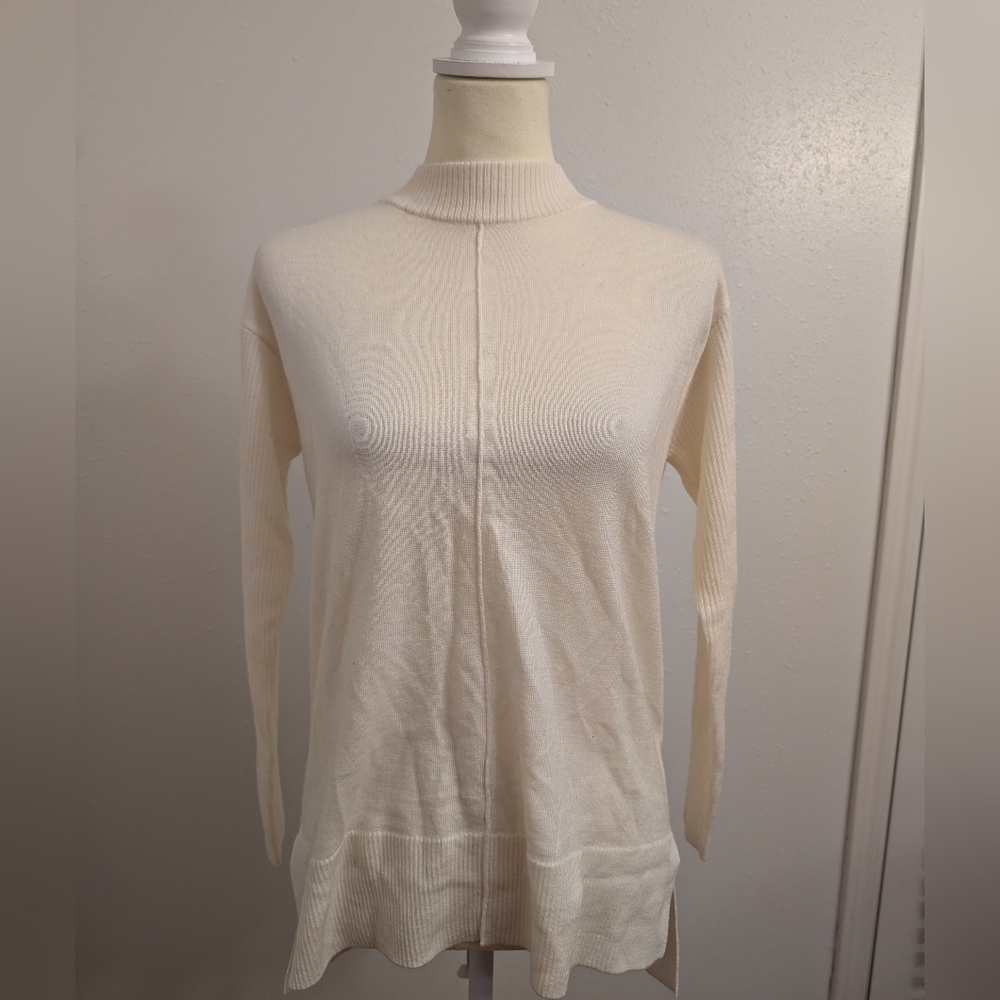 Women's Talbots Mock Turtle Neck Sweater Cream  Size Petite